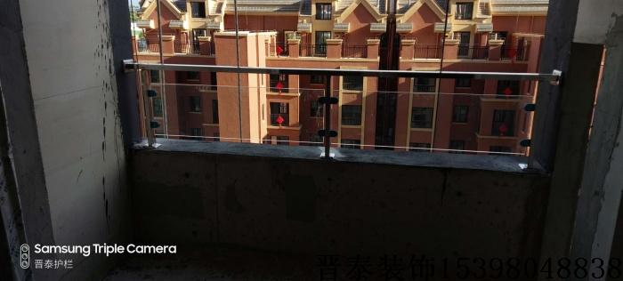 不锈钢玻璃护栏